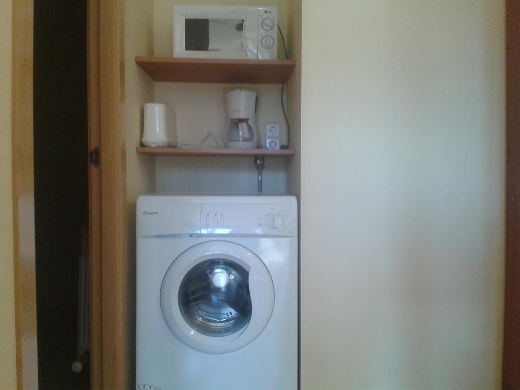 Apartamentos Fonda Finet Sant Felíu de Pallarols Quarto foto
